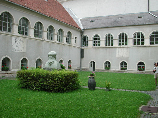 or20020722_6590t